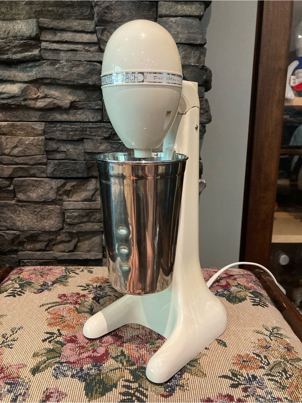 Hamilton Beach Cream Retro Drink Mixer with Stainless Steel Cup